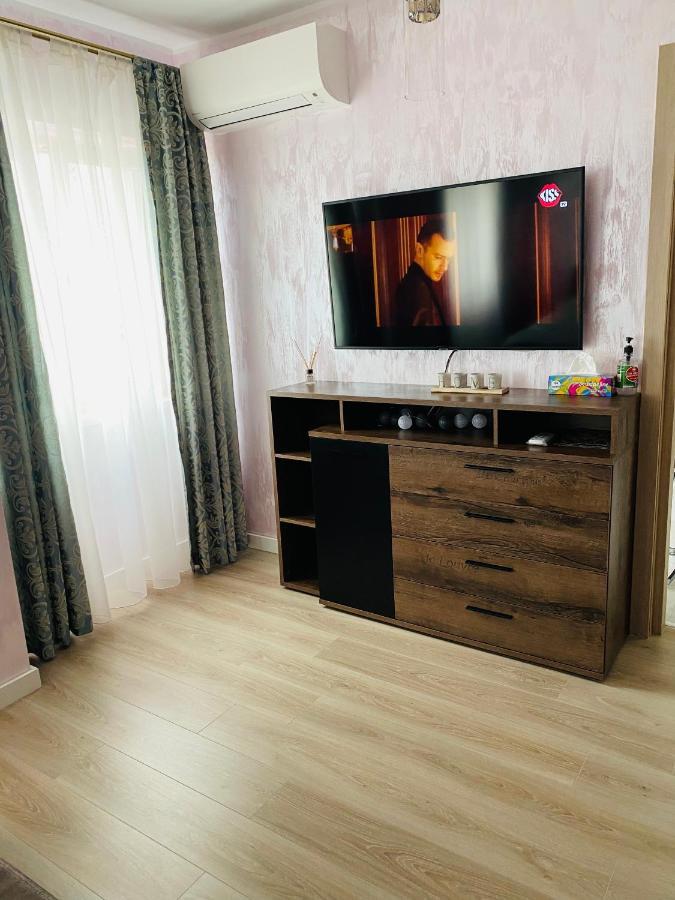 Dina Lux Iasi Apartment Eksteriør billede