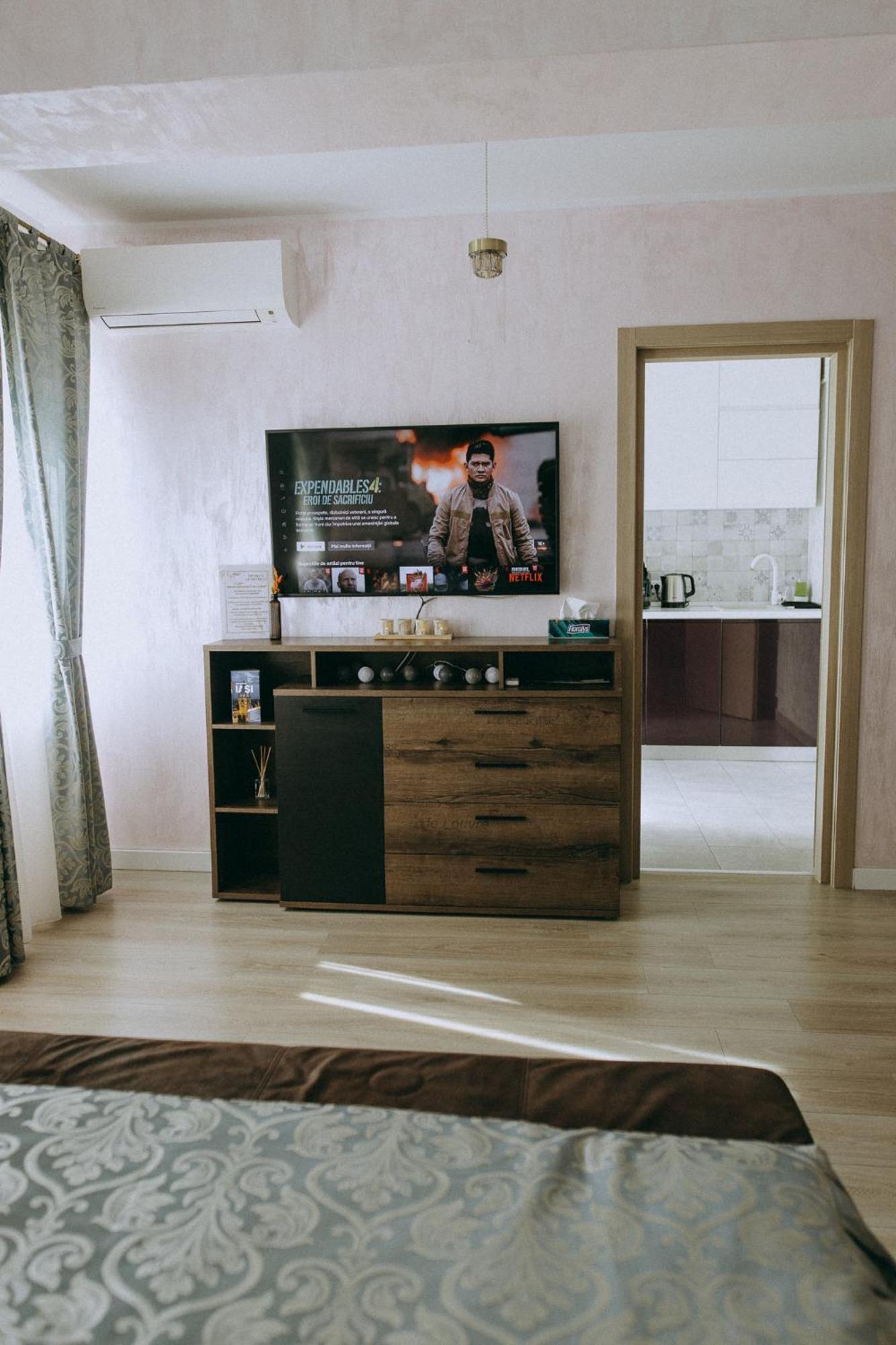 Dina Lux Iasi Apartment Eksteriør billede