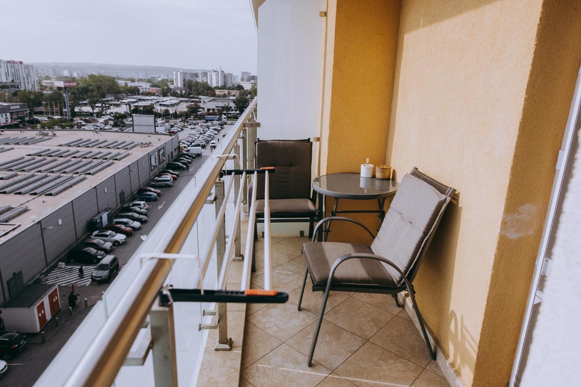 Dina Lux Iasi Apartment Eksteriør billede